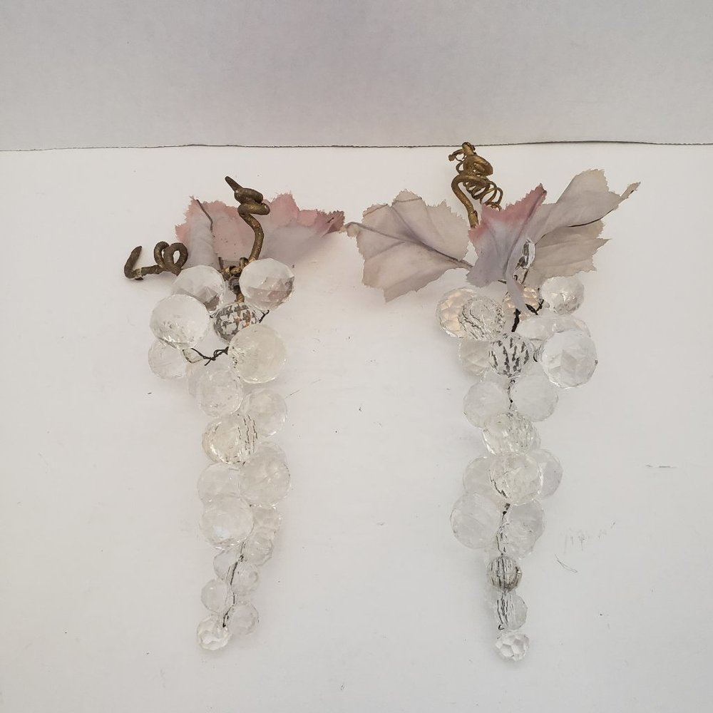 Vintage Clear Lucite Grape Bunch 2